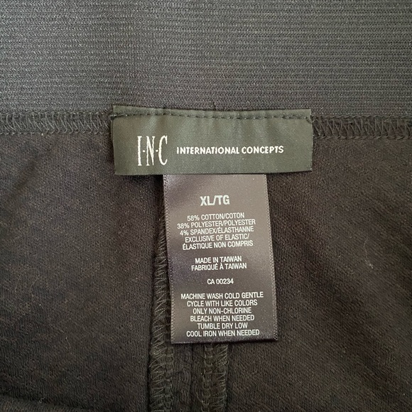 Black Stretchy Pencil Skirt XL - Picture 2 of 7